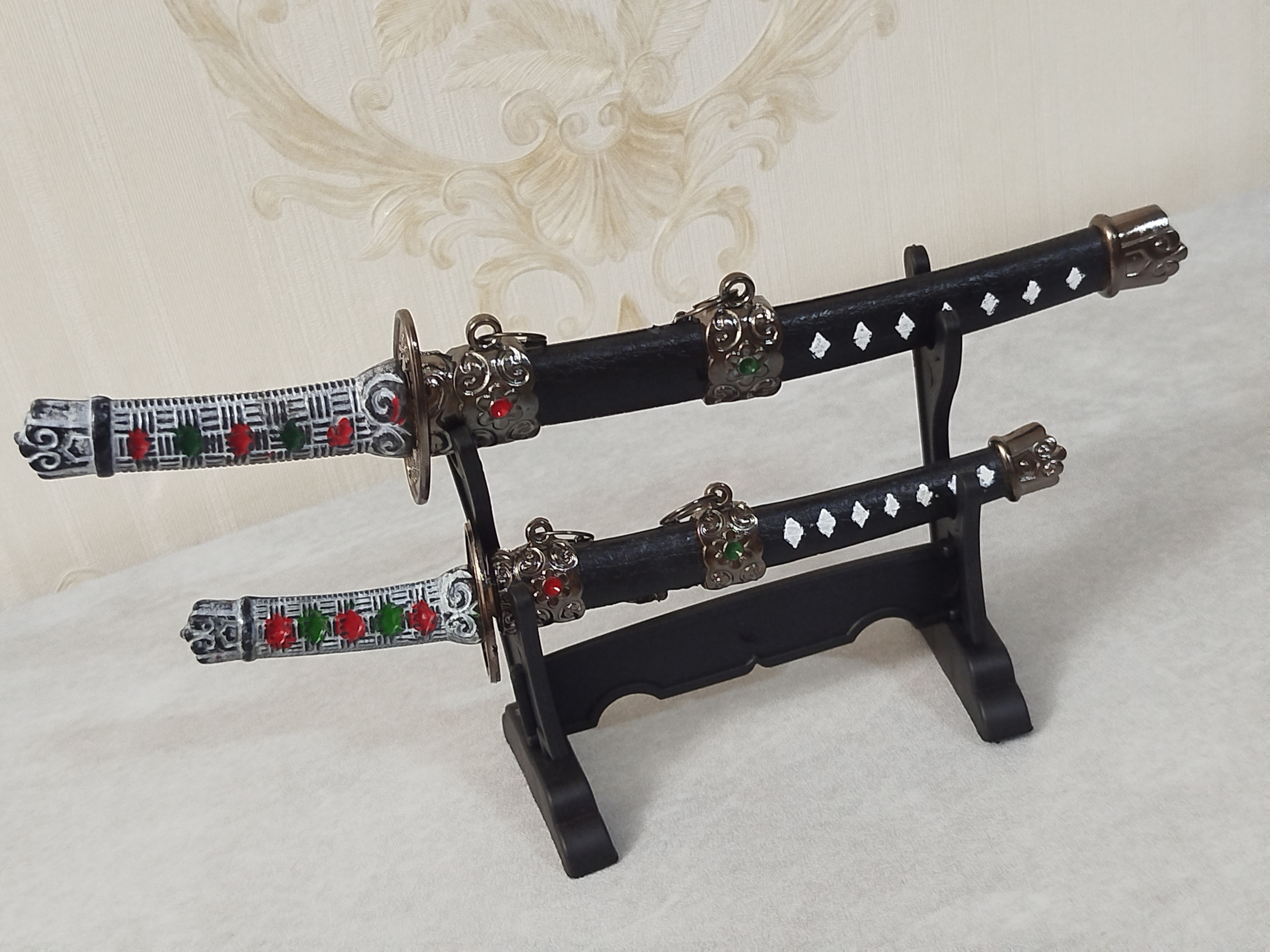 کاتانا جفتی با استند